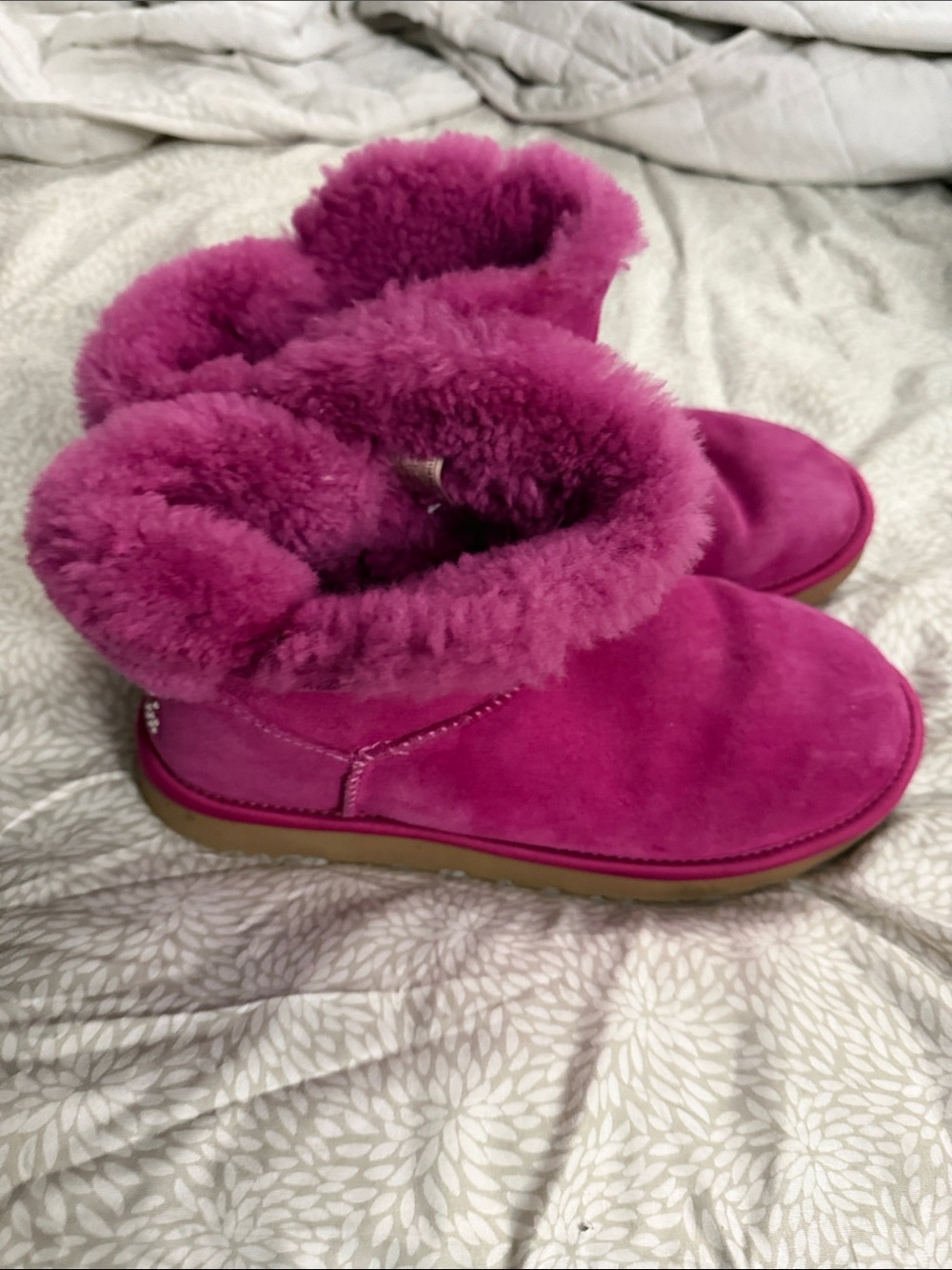 Women’s Uggs Pink Boots